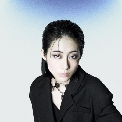 ExWHYZ・mikina